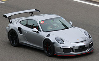 assurance-bris-de-glace-pare-brise-casse-sur-circuit