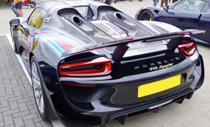 assurance-porsche-918-Spyder-bris-de-glace