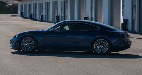 assurance-porsche-Taycan-home